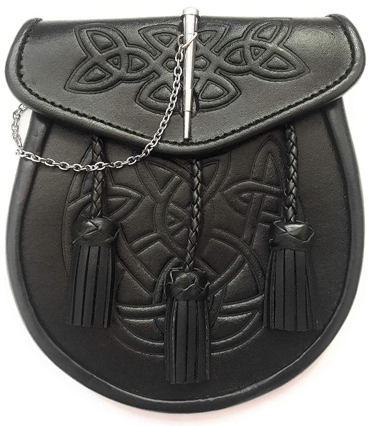 KILT SPORRAN LATCH PIN, CELTIC EMBOSSED FLAP, BLACK LEATHER WITH CHAIN BELT 014